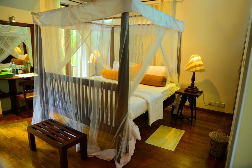 Tropical Retreat Hotel Unawatuna Buitenkant foto