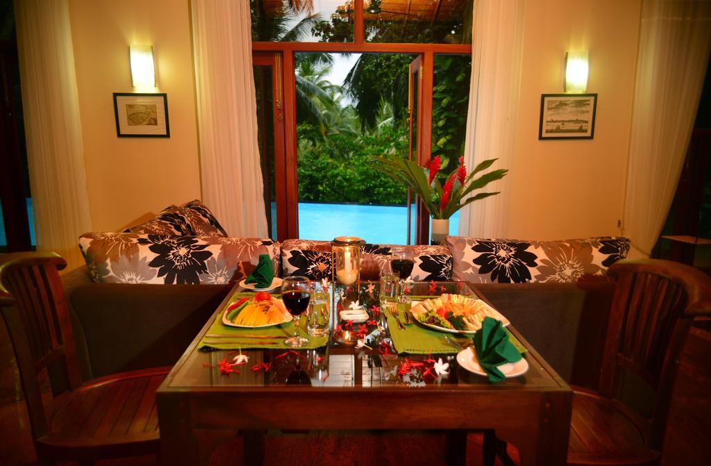 Tropical Retreat Hotel Unawatuna Buitenkant foto