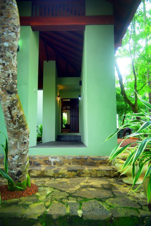 Tropical Retreat Hotel Unawatuna Buitenkant foto