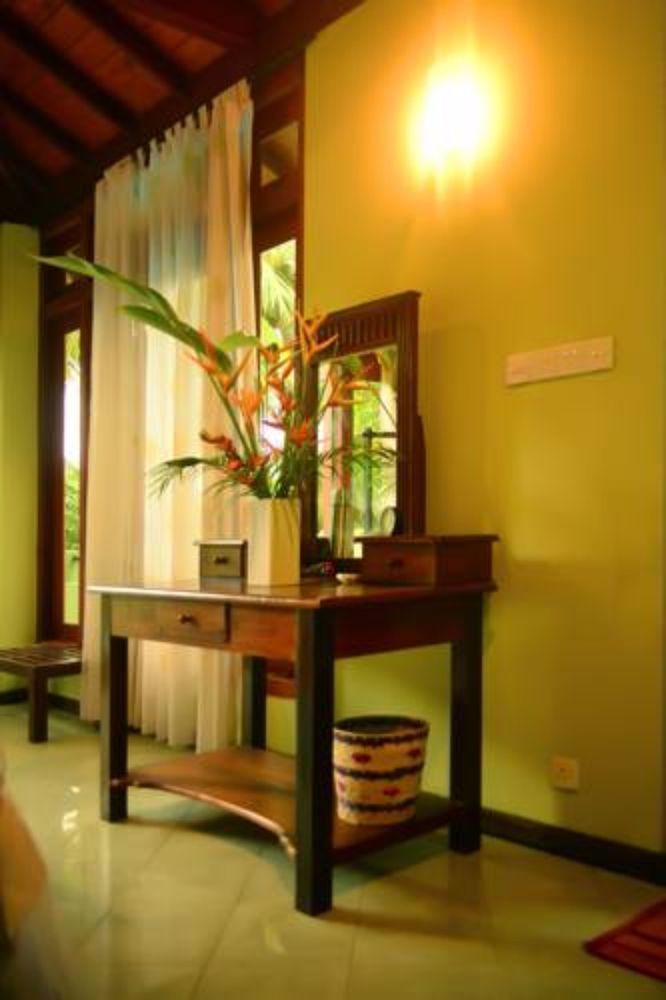 Tropical Retreat Hotel Unawatuna Buitenkant foto